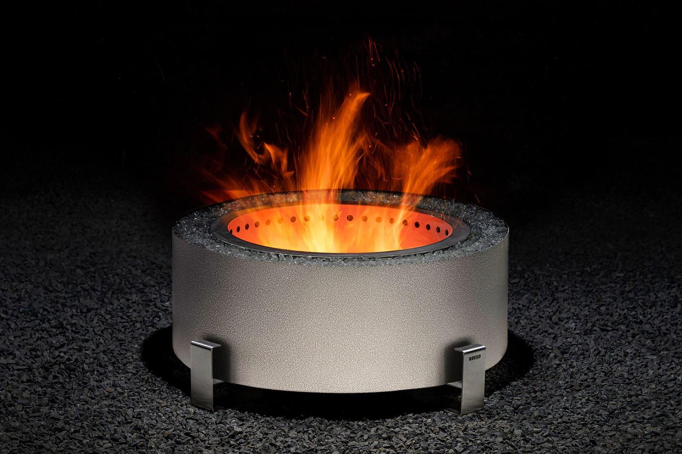 Breeo - Luxeve Smokeless Fire Pit - Silver Vein Gray Glass