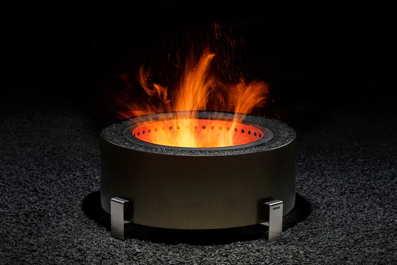 Breeo - Luxeve Smokeless Fire Pit - Bronze Vein Black Glass